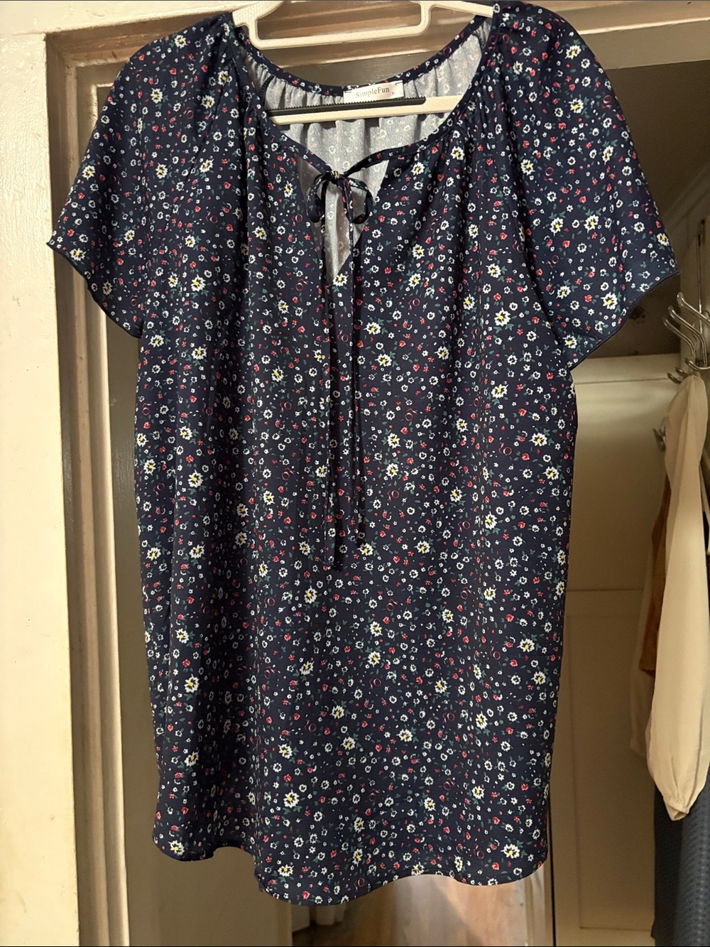 Source Unknown Navy Floral Tie-Neck Short Sleeve Tunic